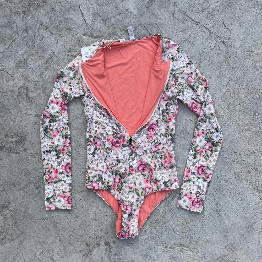 Maaji Floral Long Sleeve Swim Rashguard Zip Front Women’s M NWT